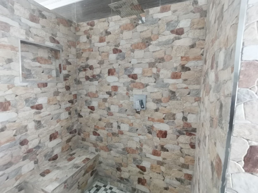 5 Bedroom Property for Sale in Royalston Residential Estate and Wildlife Reserve Eastern Cape